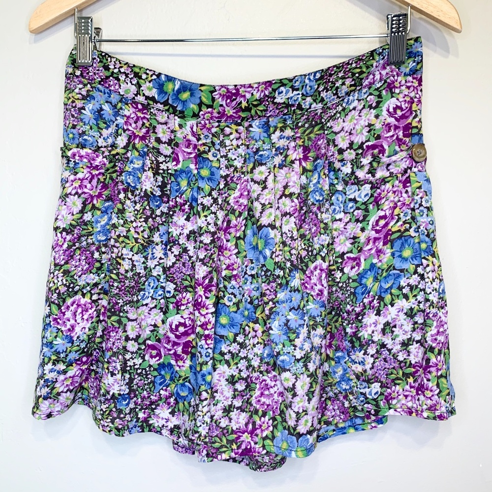FP | NWT Floral High Rise Lightweight Pocket Pull On Cottagecore Culotte Shorts - Picture 2 of 7